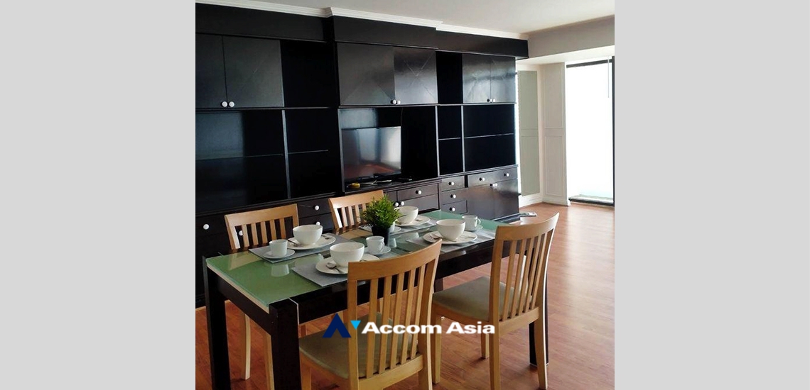 Pet friendly |  3 Bedrooms  Condominium For Rent in Sukhumvit, Bangkok  near BTS Thong Lo (AA19313)