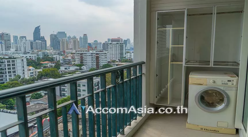  2 Bedrooms  Condominium For Rent in Sukhumvit, Bangkok  near BTS Thong Lo (AA19332)