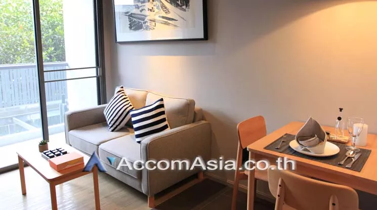  1 Bedroom  Apartment For Rent in Sukhumvit, Bangkok  near BTS Thong Lo (AA19447)