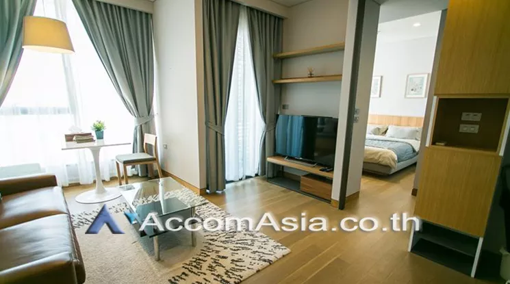  1 Bedroom  Condominium For Rent in Sukhumvit, Bangkok  near BTS Phrom Phong (AA19458)