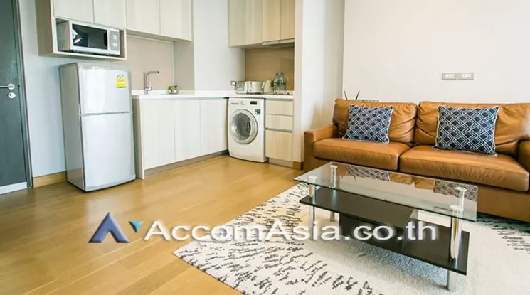  1 Bedroom  Condominium For Rent in Sukhumvit, Bangkok  near BTS Phrom Phong (AA19458)