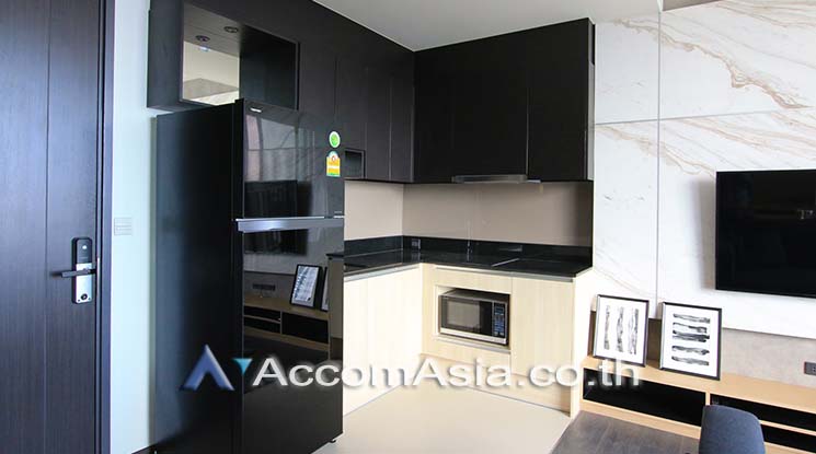  2 Bedrooms  Condominium For Sale in Sukhumvit, Bangkok  near BTS Asok - MRT Sukhumvit (AA19481)