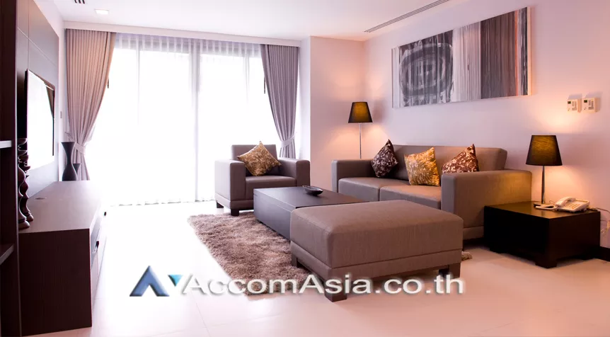  2 Bedrooms  Apartment For Rent in Sukhumvit, Bangkok  near BTS Asok - MRT Sukhumvit (AA19514)