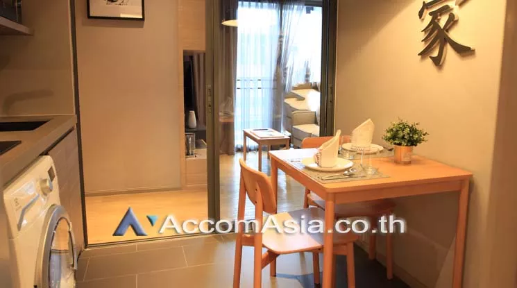  2 Bedrooms  Apartment For Rent in Sukhumvit, Bangkok  near BTS Thong Lo (AA19546)