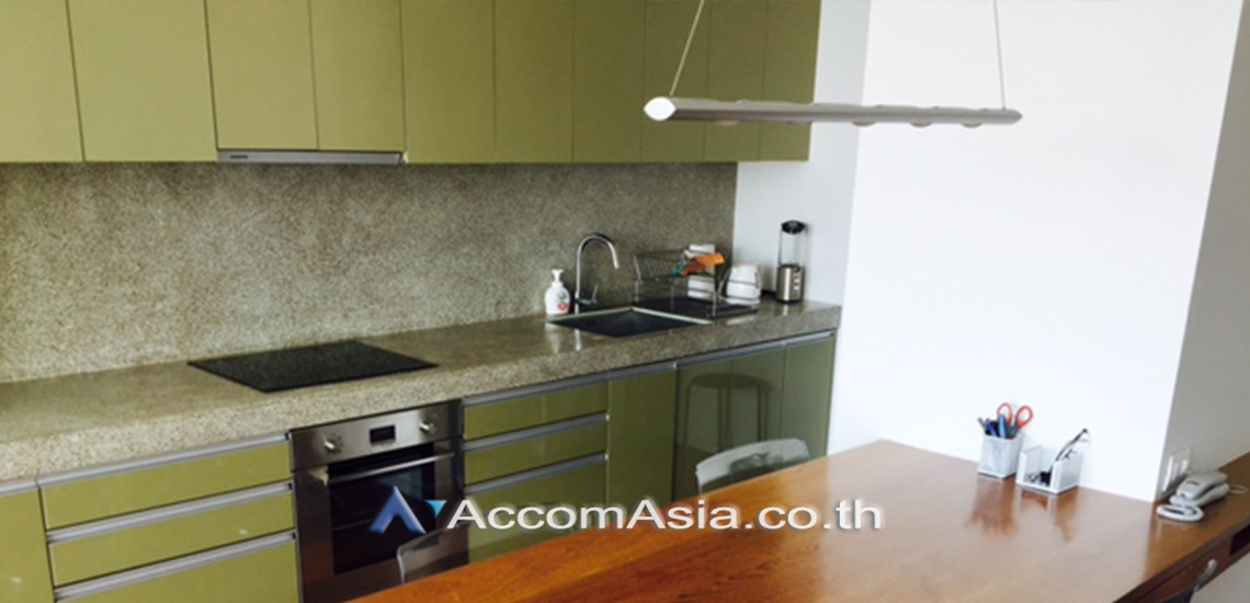  1 Bedroom  Condominium For Rent in Sukhumvit, Bangkok  near BTS Asok - MRT Sukhumvit (AA19549)