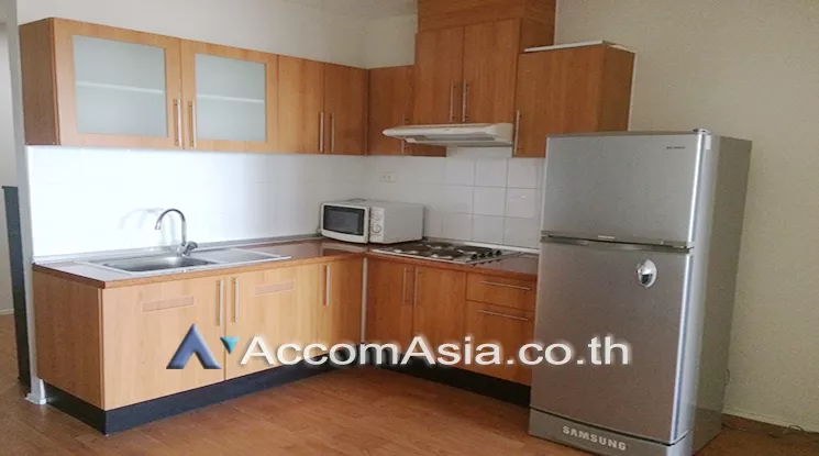  2 Bedrooms  Condominium For Rent in Sukhumvit, Bangkok  near BTS Phrom Phong (AA19578)