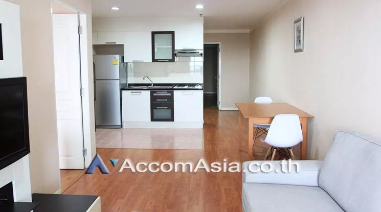  2 Bedrooms  Condominium For Rent in Sukhumvit, Bangkok  near BTS Phrom Phong (AA19581)