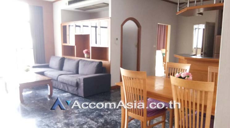  2 Bedrooms  Condominium For Rent in Sukhumvit, Bangkok  near BTS Thong Lo (AA19611)