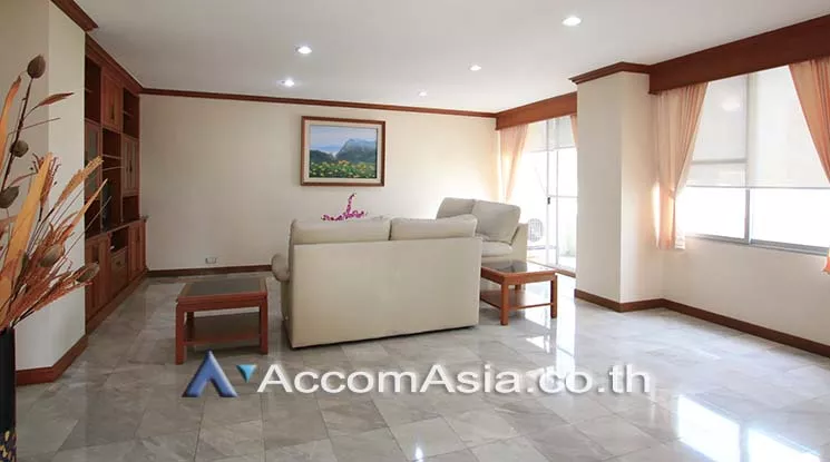  3 Bedrooms  Condominium For Rent in Sukhumvit, Bangkok  near BTS Thong Lo (AA19627)