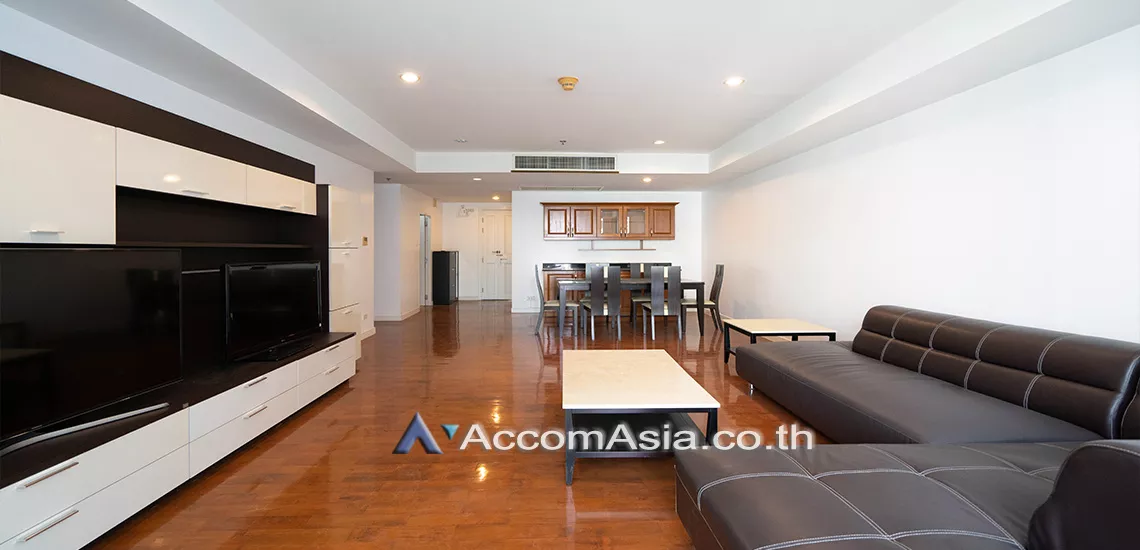  3 Bedrooms  Condominium For Rent in Sukhumvit, Bangkok  near BTS Phrom Phong (AA19661)