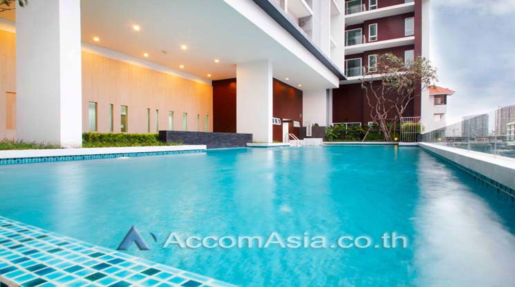  2 Bedrooms  Condominium For Rent & Sale in Sukhumvit, Bangkok  near BTS Phra khanong (AA19670)