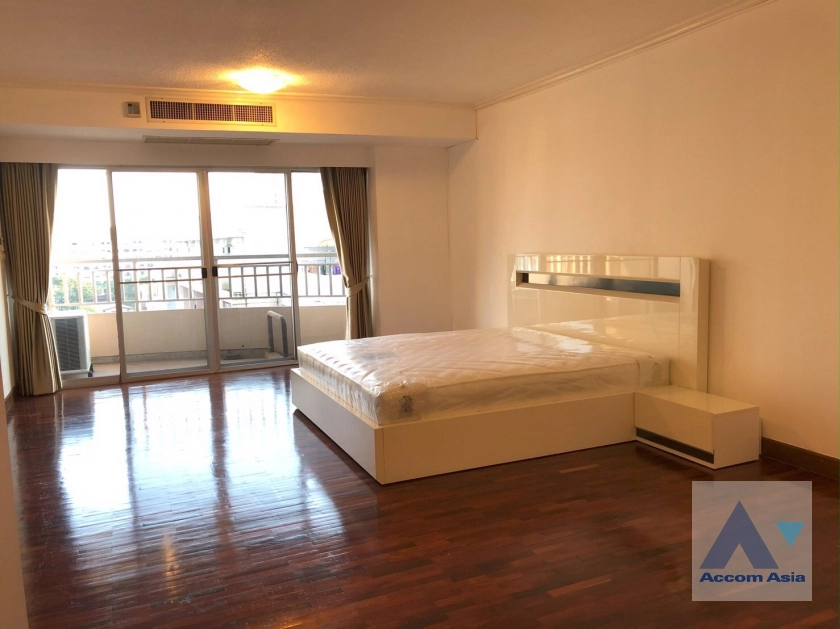 7  2 br Condominium For Rent in Sathorn ,Bangkok BTS Sala Daeng - MRT Lumphini at Sathorn Park Place AA19684