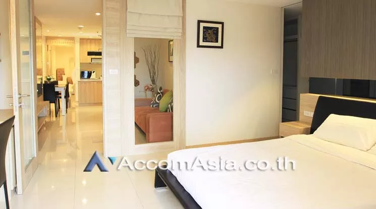  2 Bedrooms  Condominium For Rent in Sukhumvit, Bangkok  near BTS Phrom Phong (AA19685)