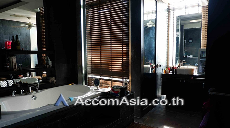 8  5 br Condominium For Rent in Sukhumvit ,Bangkok BTS Phra khanong at Ficus Lane AA19706