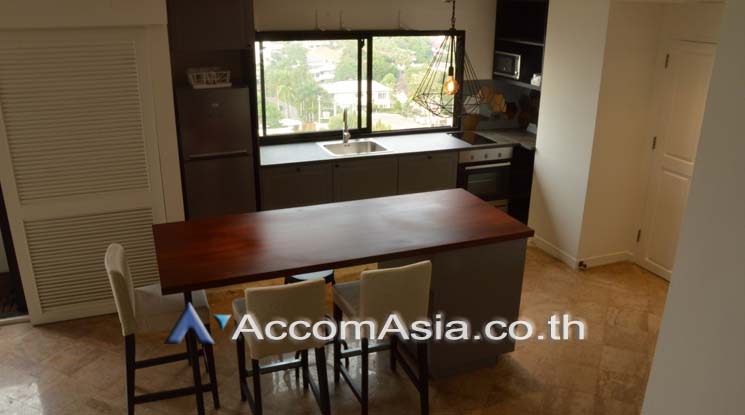 Corner Unit, Duplex Condo, Pet friendly |  2 Bedrooms  Condominium For Rent in Sukhumvit, Bangkok  near BTS Ekkamai (AA19718)