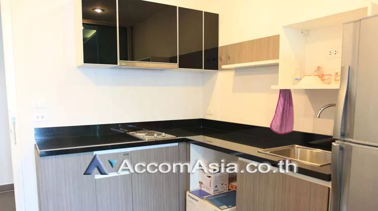  1 Bedroom  Condominium For Sale in Sathorn, Bangkok  near BRT Thanon Chan (AA19795)