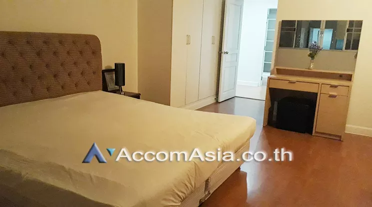  2 Bedrooms  Condominium For Rent in Sukhumvit, Bangkok  near BTS Phrom Phong (AA19811)