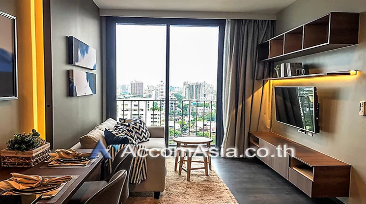  1 Bedroom  Condominium For Rent in Sukhumvit, Bangkok  near BTS Asok - MRT Sukhumvit (AA19890)