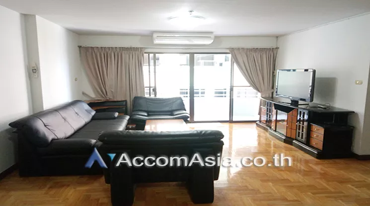  3 Bedrooms  Condominium For Rent in Sukhumvit, Bangkok  near BTS Thong Lo (AA19892)