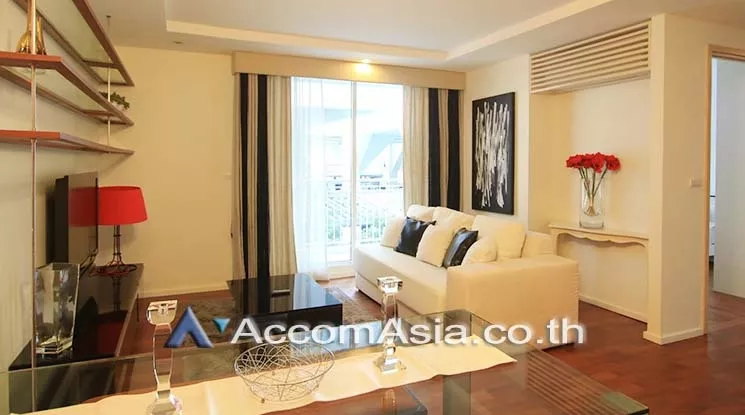  2 Bedrooms  Condominium For Rent in Sukhumvit, Bangkok  near BTS Nana (AA19900)