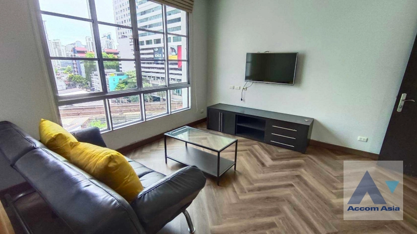  2 Bedrooms  Condominium For Rent in Sukhumvit, Bangkok  near BTS Asok - MRT Sukhumvit (2120001)