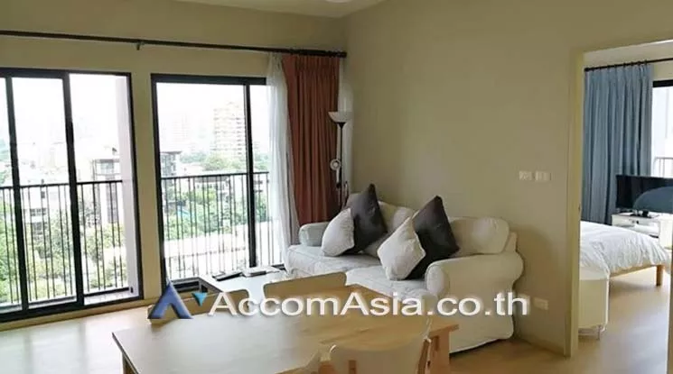  1 Bedroom  Condominium For Rent in Sukhumvit, Bangkok  near BTS Ekkamai (AA19955)