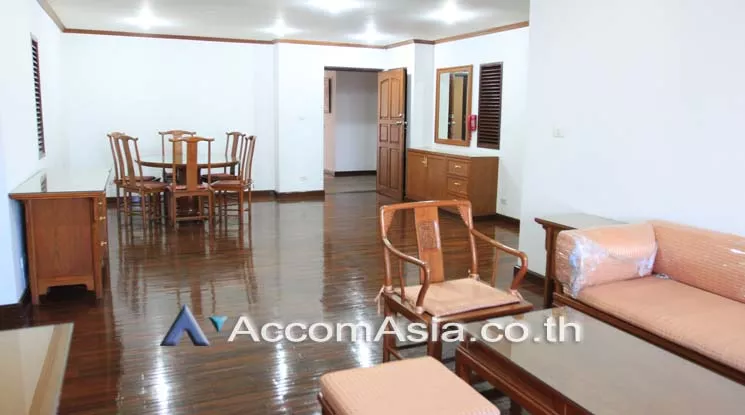  3 Bedrooms  Condominium For Sale in Sukhumvit, Bangkok  near BTS Thong Lo (AA19984)