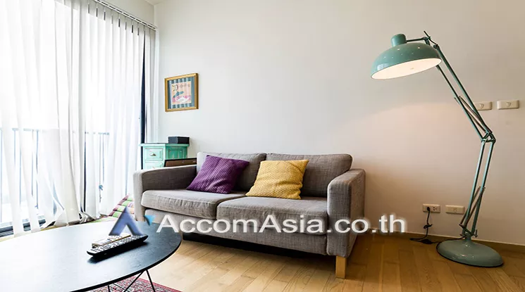  1 Bedroom  Condominium For Rent in Sukhumvit, Bangkok  near BTS Ekkamai (AA19986)