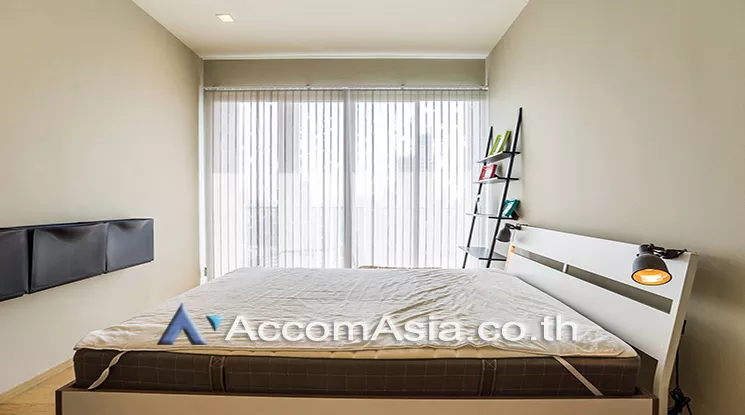  1 Bedroom  Condominium For Rent in Sukhumvit, Bangkok  near BTS Ekkamai (AA19986)