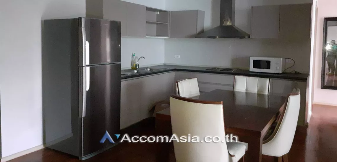  3 Bedrooms  Condominium For Rent in Sukhumvit, Bangkok  near BTS Nana (AA20001)