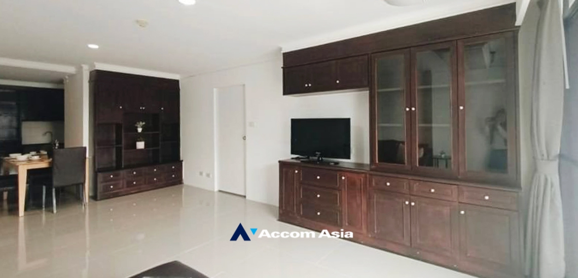 Big Balcony, Pet friendly |  2 Bedrooms  Condominium For Rent in Sukhumvit, Bangkok  near BTS Thong Lo (AA20069)