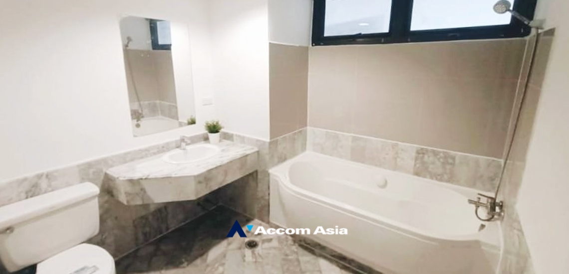 10  2 br Condominium For Rent in Sukhumvit ,Bangkok BTS Thong Lo at Waterford Park  AA20069