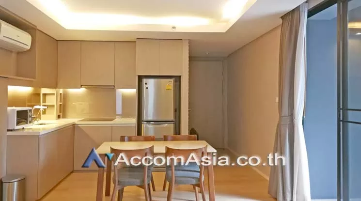  1 Bedroom  Condominium For Rent in Sukhumvit, Bangkok  near BTS Ekkamai (AA20076)