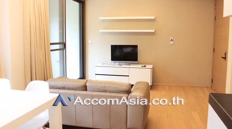  1 Bedroom  Condominium For Rent in Ploenchit, Bangkok  near BTS Ploenchit - MRT Lumphini (AA20091)