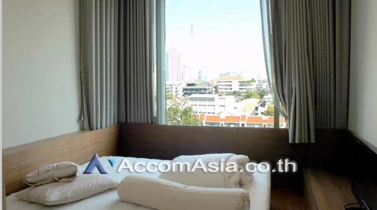  2 Bedrooms  Condominium For Rent in Sukhumvit, Bangkok  near BTS Asok - MRT Sukhumvit (AA20125)