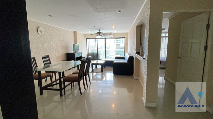  2 Bedrooms  Condominium For Sale in Sukhumvit, Bangkok  near BTS Phrom Phong (AA20128)