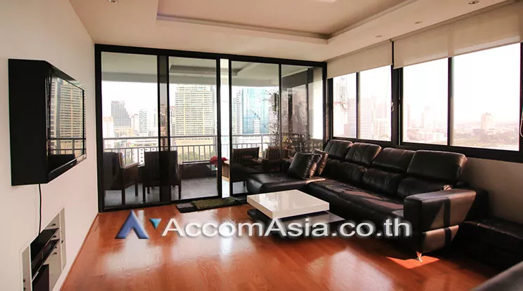 Big Balcony |  2 Bedrooms  Condominium For Rent & Sale in Sukhumvit, Bangkok  near BTS Nana (AA20138)