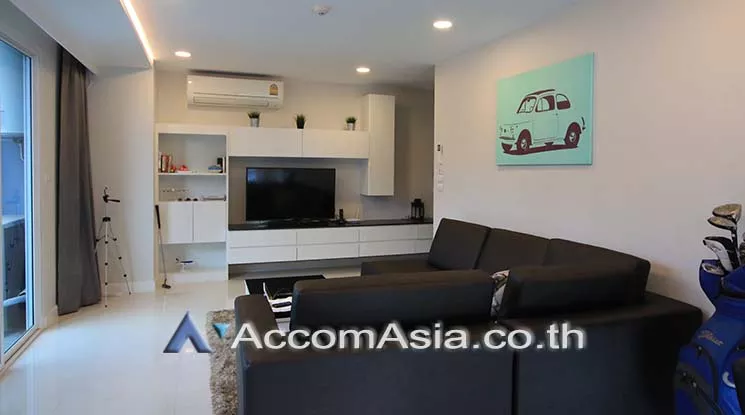  2 Bedrooms  Apartment For Rent in Sukhumvit, Bangkok  near BTS Phrom Phong (AA20169)