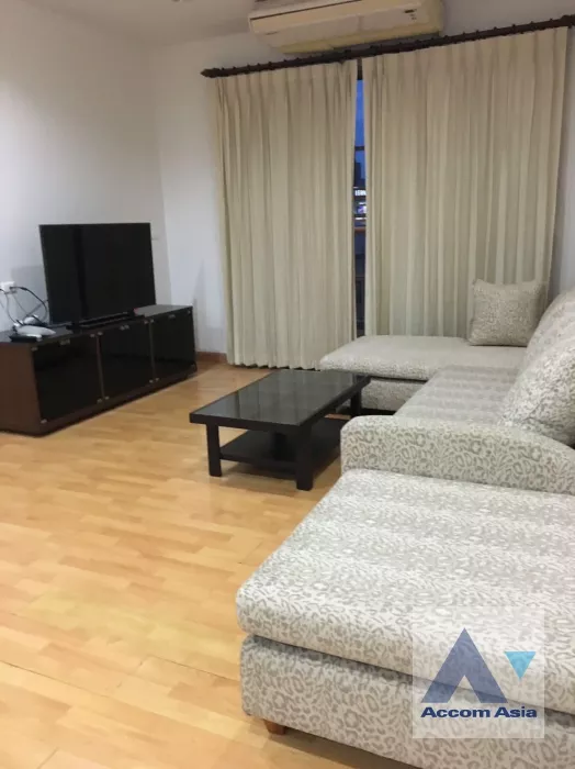  3 Bedrooms  Condominium For Rent in Sukhumvit, Bangkok  near BTS Asok - MRT Sukhumvit (2121401)