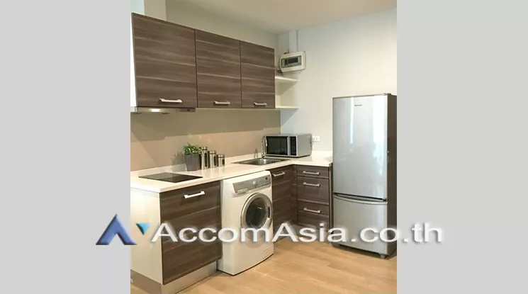  1 Bedroom  Condominium For Rent in Sukhumvit, Bangkok  near BTS Phrom Phong (AA20233)