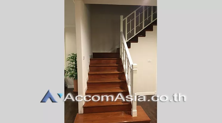  1  2 br Condominium For Sale in Ratchadaphisek ,Bangkok  at Leticia Rama 9 AA20284