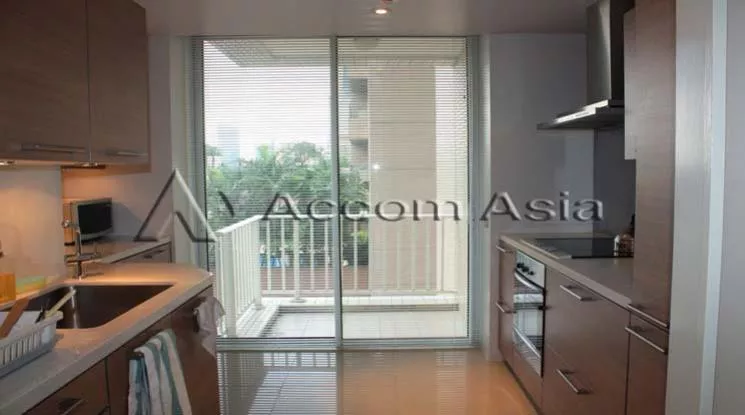  1 Bedroom  Condominium For Rent in Ploenchit, Bangkok  near BTS Chitlom (21232)