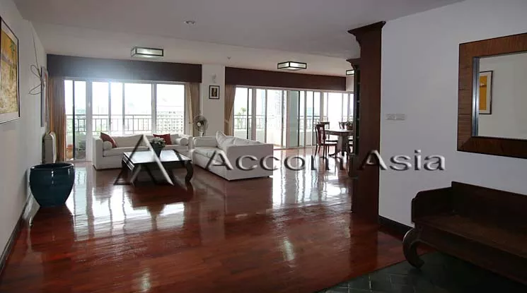  2 Bedrooms  Condominium For Rent in Sathorn, Bangkok  near BTS Sala Daeng - MRT Lumphini (AA20422)