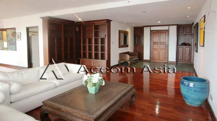  2 Bedrooms  Condominium For Rent in Sathorn, Bangkok  near BTS Sala Daeng - MRT Lumphini (AA20422)