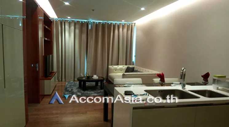  1 Bedroom  Condominium For Rent in Sukhumvit, Bangkok  near BTS Phrom Phong (AA20457)