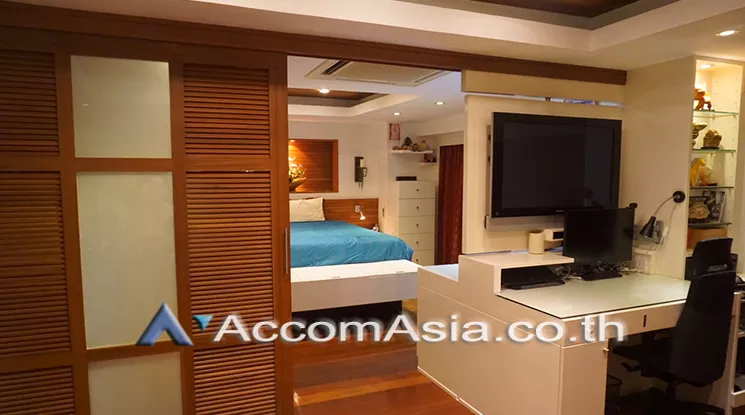  1  1 br Condominium For Sale in Silom ,Bangkok BTS Surasak at lebua at State Tower AA20462