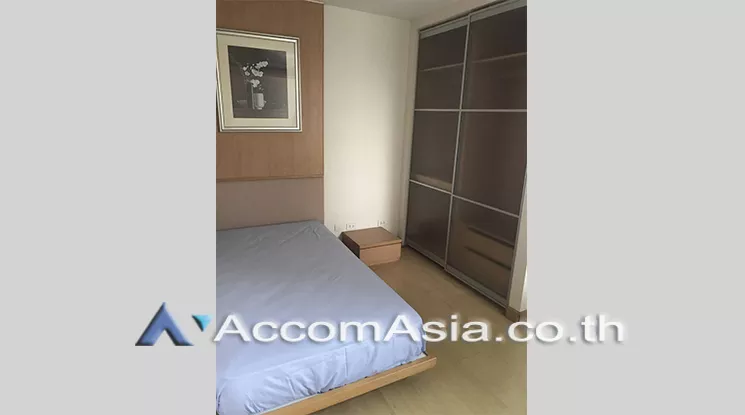  2 Bedrooms  Condominium For Rent in Sukhumvit, Bangkok  near BTS Ekkamai (AA20484)