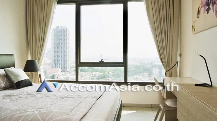  1 Bedroom  Condominium For Rent in Sukhumvit, Bangkok  near BTS Ekkamai (AA20569)