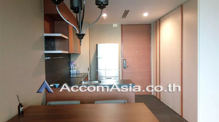  2 Bedrooms  Condominium For Rent in Sukhumvit, Bangkok  near BTS Thong Lo (AA20594)