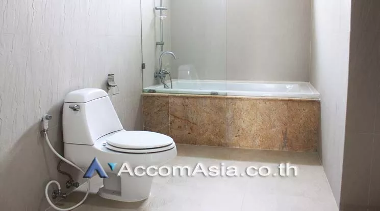 6  3 br Apartment For Rent in Sukhumvit ,Bangkok BTS Asok - MRT Sukhumvit at Family friendly environment AA20606